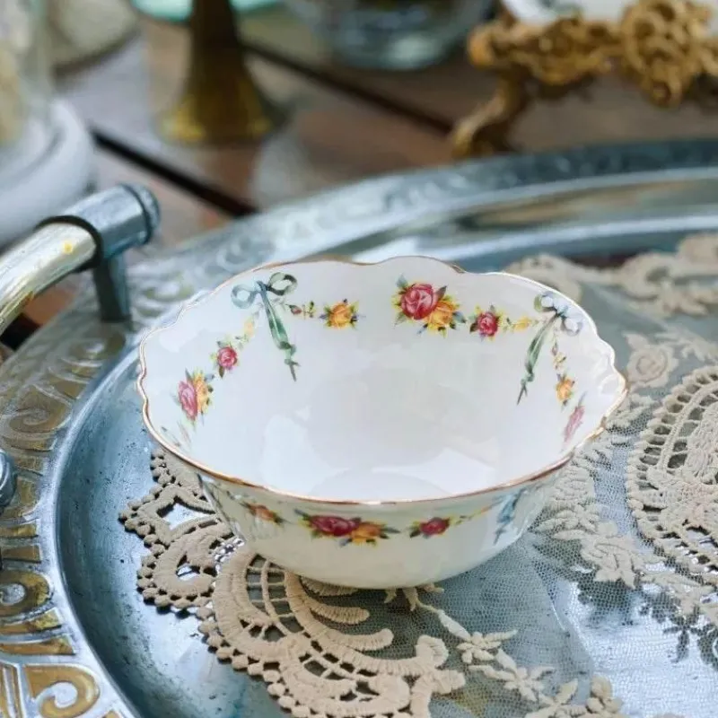 Feast u0026 Flair Küche & Esszimmer-Geschirrset aus Knochenporzellan – Ribbon Rose Kaffeetasse, Untertasse, Reisschüssel