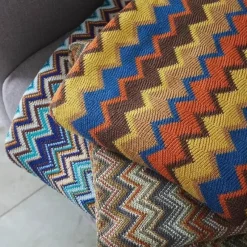 Wrap u0026 Relax Bettzeug-Gestreifte gestrickte Sofadecke – gemütliches Wohndekor-Accessoire