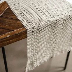 Fine Table Threads Küche & Esszimmer-Gewebter Jute-Tischläufer mit Quasten – rustikale Wohndekoration