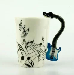The Cozy Mug Küche & Esszimmer-Gitarrentasse – Keramik-Kaffeetasse für Musikliebhaber