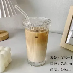 Plates u0026 More Küche & Esszimmer-Glasbecher mit japanischem Streifenmuster und Strohhalm – ideal für Kaffee, Tee und Geschenke