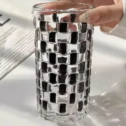 Plates u0026 More Küche & Esszimmer-Glasbecher-Set mit Rattanrahmen – Elegantes Trinkgeschirr-Geschenkset