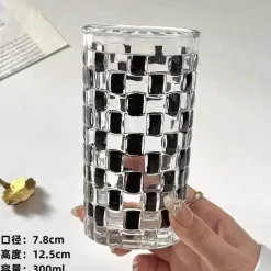 Plates u0026 More Küche & Esszimmer-Glasbecher-Set mit Rattanrahmen – Elegantes Trinkgeschirr-Geschenkset