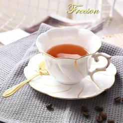 Feast u0026 Flair Küche & Esszimmer-Gold Wave Teetassen-Set – 200 ml hochwertiges Trinkgeschirr aus Bone China