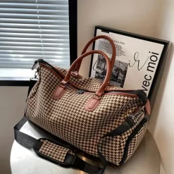 BagAura Taschen & Geldbörsen-Große Sporttasche mit Hahnentrittmuster – Vielseitiges Reise- und Übernachtungsgepäck