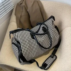 BagAura Taschen & Geldbörsen-Große Sporttasche mit Hahnentrittmuster – Vielseitiges Reise- und Übernachtungsgepäck