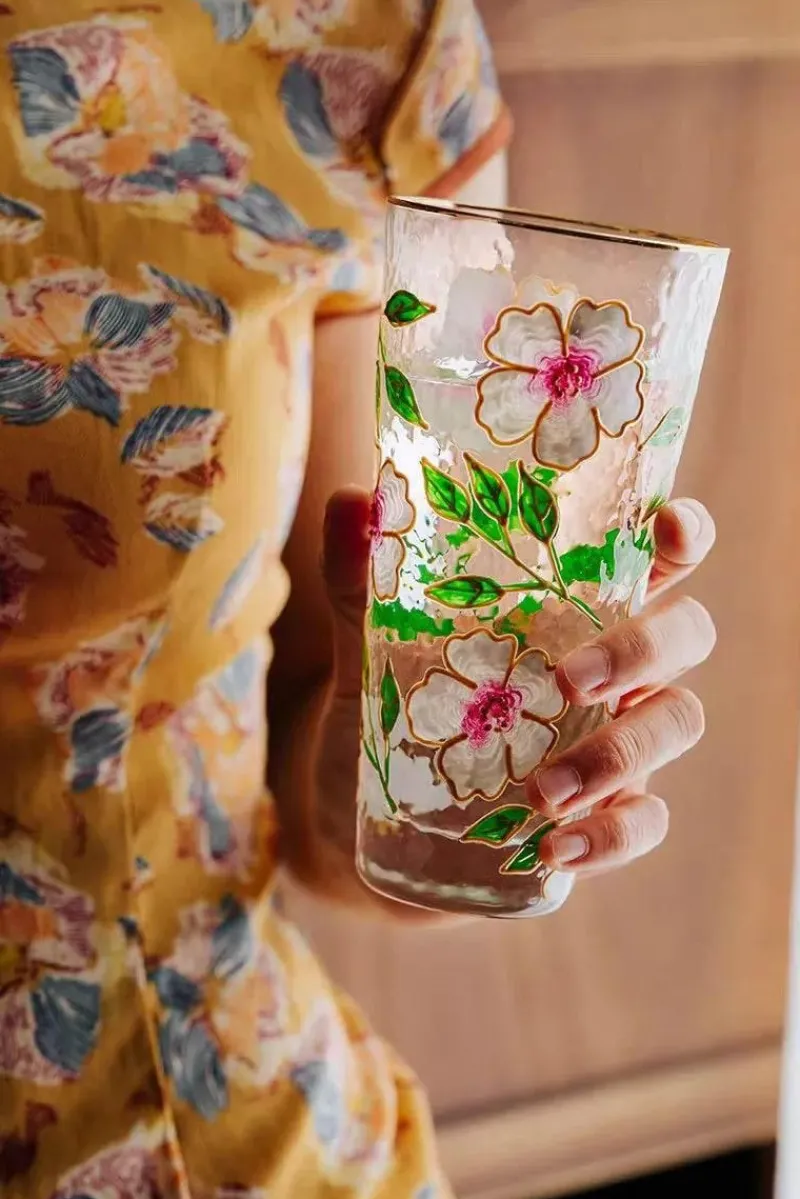 Plates u0026 More Küche & Esszimmer-Handbemalte Teetasse aus Glas – Einzigartiges Weihnachtsgeschenk für Zuhause oder das Büro