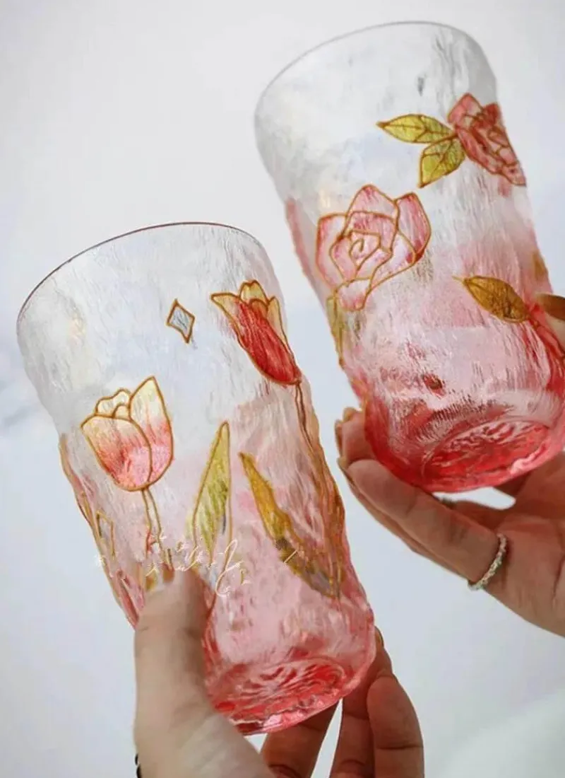 Plates u0026 More Küche & Esszimmer-Handbemalte Teetasse aus Glas – Einzigartiges Weihnachtsgeschenk für Zuhause oder das Büro