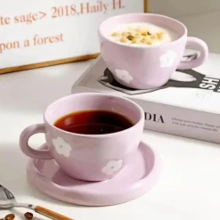 Plates u0026 More Küche & Esszimmer-Handbemaltes Kaffeetassen- und Untertassen-Set mit Blumen - Teeservice aus Keramik