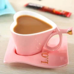 The Cozy Mug Küche & Esszimmer-Herzförmige Kaffeetasse aus Keramik – süßes und stilvolles Trinkgeschirr