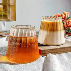 Plates u0026 More Küche & Esszimmer-Hitzebeständiger gestreifter Glasbecher – Kreatives transparentes Trinkgeschirr