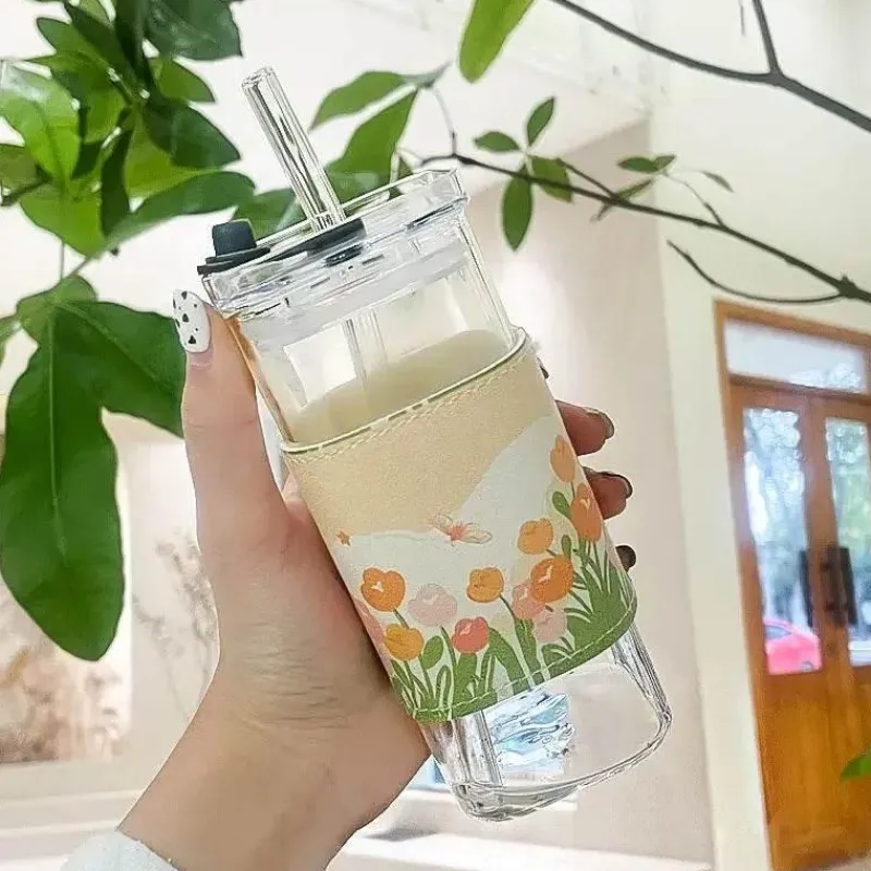 Plates u0026 More Küche & Esszimmer-Hitzebeständiger Tulpenglasbecher mit Strohhalm – Klares Trinkgeschirr für Kaffee und Tee