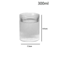 Plates u0026 More Küche & Esszimmer-Hitzebeständiges Wasserbecher-Set aus gestreiftem Glas – transparentes Trinkgeschirr für Saft und Wein