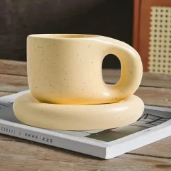 Plates u0026 More Küche & Esszimmer-Ink Splash Keramikbecher-Set mit ovalem Teller – 400 ml Fassungsvermögen