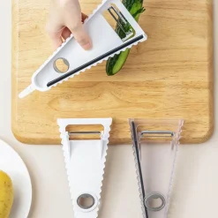 The Culinary Kit Küche & Esszimmer-3-in-1-Obstschäler und Flaschenöffner – multifunktionales Küchenwerkzeug