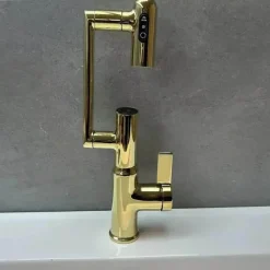 The Culinary Kit Küche & Esszimmer-Intelligenter digitaler Wasserhahn mit mehrfach einstellbarer Geschwindigkeit