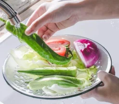 The Culinary Kit Küche & Esszimmer-Intelligentes Abtropftablett für Obst und Gemüse – Effizientes Küchenwerkzeug für frische Produkte