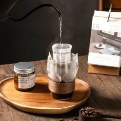 Plates u0026 More Küche & Esszimmer-Isolierte Teetasse aus Glas – Premium-Becher für Heiß- und Kaltgetränke