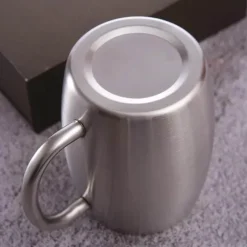 Tom Küche & Esszimmer-Isolierter Reisebecher aus Edelstahl – 420 ml Becher mit Deckel für das Homeoffice