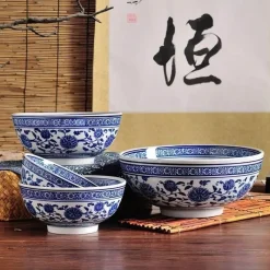 Elegance at the Table Küche & Esszimmer-Japanische blau-weiße Nudel aus Keramik – elegantes Geschirr