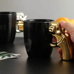 Brew Bliss Küche & Esszimmer-Kaffeetasse mit Revolvergriff – Einzigartige Tasse mit Waffenmotiv für Waffenliebhaber