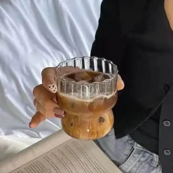 Plates u0026 More Küche & Esszimmer-Kaffeetassen-Set aus klarem Glas, 6 Stück – hitzebeständiges vertikales Design für alle Getränke