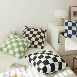 Pillow Haven Bettzeug|Wohndeko-Karierte Flockkissenhülle - Schwarz Orange Grün Dekokissen