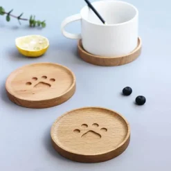 The Cozy Mug Küche & Esszimmer-Katzenpfoten-Holzuntersetzer - Süßes Tier-Trinkgeschirr