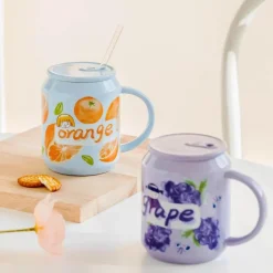 Plates u0026 More Küche & Esszimmer-Keramikbecher in Fruchtform mit Strohhalmdeckel – süßes koreanisches Design