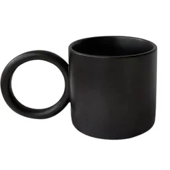 Plates u0026 More Küche & Esszimmer-Keramikbecher mit schwarzem Henkel – White Splash Design