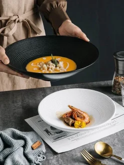 Elegance at the Table Küche & Esszimmer-Keramik-Suppen- und Nudelschüssel-Set – Milchglasur, 4er-Set