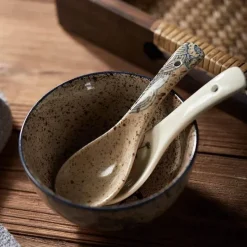 Elegance at the Table Küche & Esszimmer-Keramik-Suppenlöffel-Set – Retro-Ramen-Reislöffel für das Restaurant zu Hause