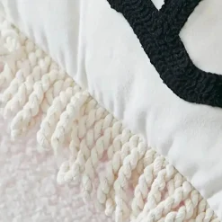 The Finishing Touch Wohndeko-King Maji Kissenbezug - Dekorativer Kissenbezug