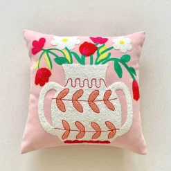 The Cushion Corner Bettzeug-Kissenbezüge mit Blumenstickerei - Weiche rosa Blumen-Überwürfe