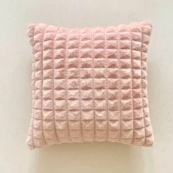 The Cushion Corner Bettzeug-Kissenbezüge mit Blumenstickerei - Weiche rosa Blumen-Überwürfe