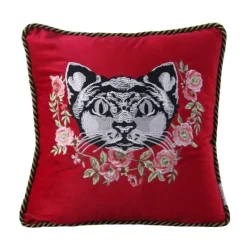 Pillow Haven Bettzeug-Kissenbezüge mit Katzenstickerei aus Samt und Quasten – gemütliche Kissenbezüge