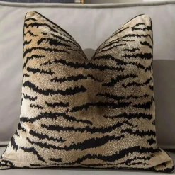 Pillow Haven Bettzeug-Kissenbezug aus beflocktem Samt mit Tigermuster und Leopardenmuster