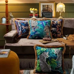 Pillow Haven Bettzeug-Kissenbezug mit Dschungeltieren – Luxus-Satin mit goldenen Quastenfransen