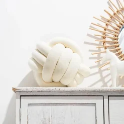 Pillow Haven Bettzeug-Knotenball-Plüschkissen - Gemütliches Dekokissen