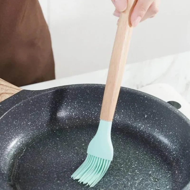 Tom Küche & Esszimmer-Kochutensilien-Set aus Silikon – Küchenutensilien in Lebensmittelqualität mit Holzgriff