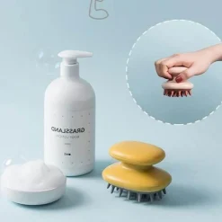 The Blissful Bath Badezimmer-Kopfhautmassagebürste – Entspannendes Kopfmassagegerät zum Stressabbau