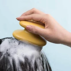 The Blissful Bath Badezimmer-Kopfhautmassagebürste – Entspannendes Kopfmassagegerät zum Stressabbau