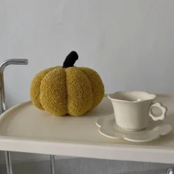 Willow u0026 Whim Bettzeug-Kürbis-Plüschkissen – Süßes Halloween-Herbstdekor