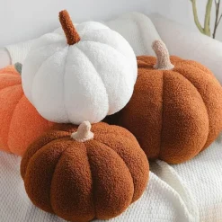 Willow u0026 Whim Bettzeug-Kürbis-Plüschkissen – Süßes Halloween-Herbstdekor