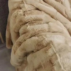 Cozy Haven Bettzeug-Kuschelige Kunstfell-Überwurfdecke - Lawrence Fur Blanket