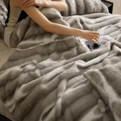 Cozy Haven Bettzeug-Kuschelige, weiche Überwurfdecke – Anna-Kollektion für ultimativen Komfort