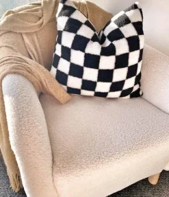 Cozy Cushions Bettzeug-Kuscheliges Lamm-Fleece-Schachbrettkissen – Dekokissen