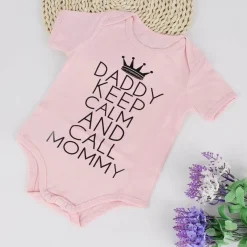 The Decor Haven Babykleidung|Babykleidung-Lustiger Baby-Strampler – Bleib ruhig und ruf Mama an