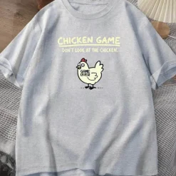 Damen Everly u0026 Lace Damenbekleidung-Lustiges Chicken Game T-Shirt - Schau nicht auf das Huhn T-Shirt