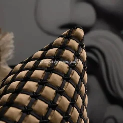 Pillow Haven Bettzeug-Luxuriöse handgewebte Kissenbezüge und Pouf-Bezüge in Bronzing-Optik